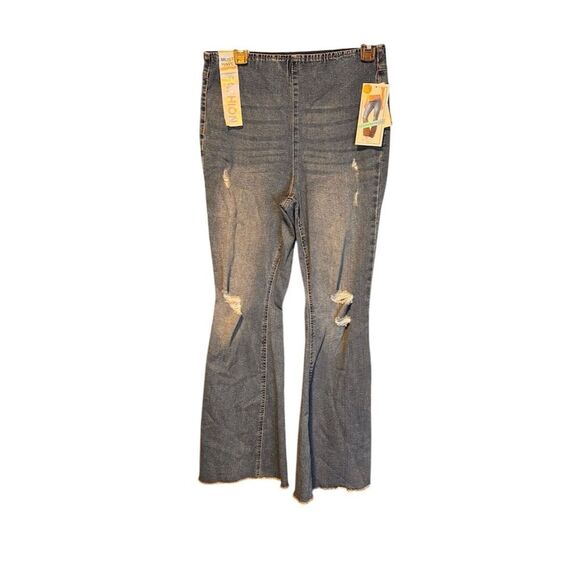 Tinseltown Women's Size 11 Blue Flare Pull-On Jeans Medium Wash - Picture 3 of 15